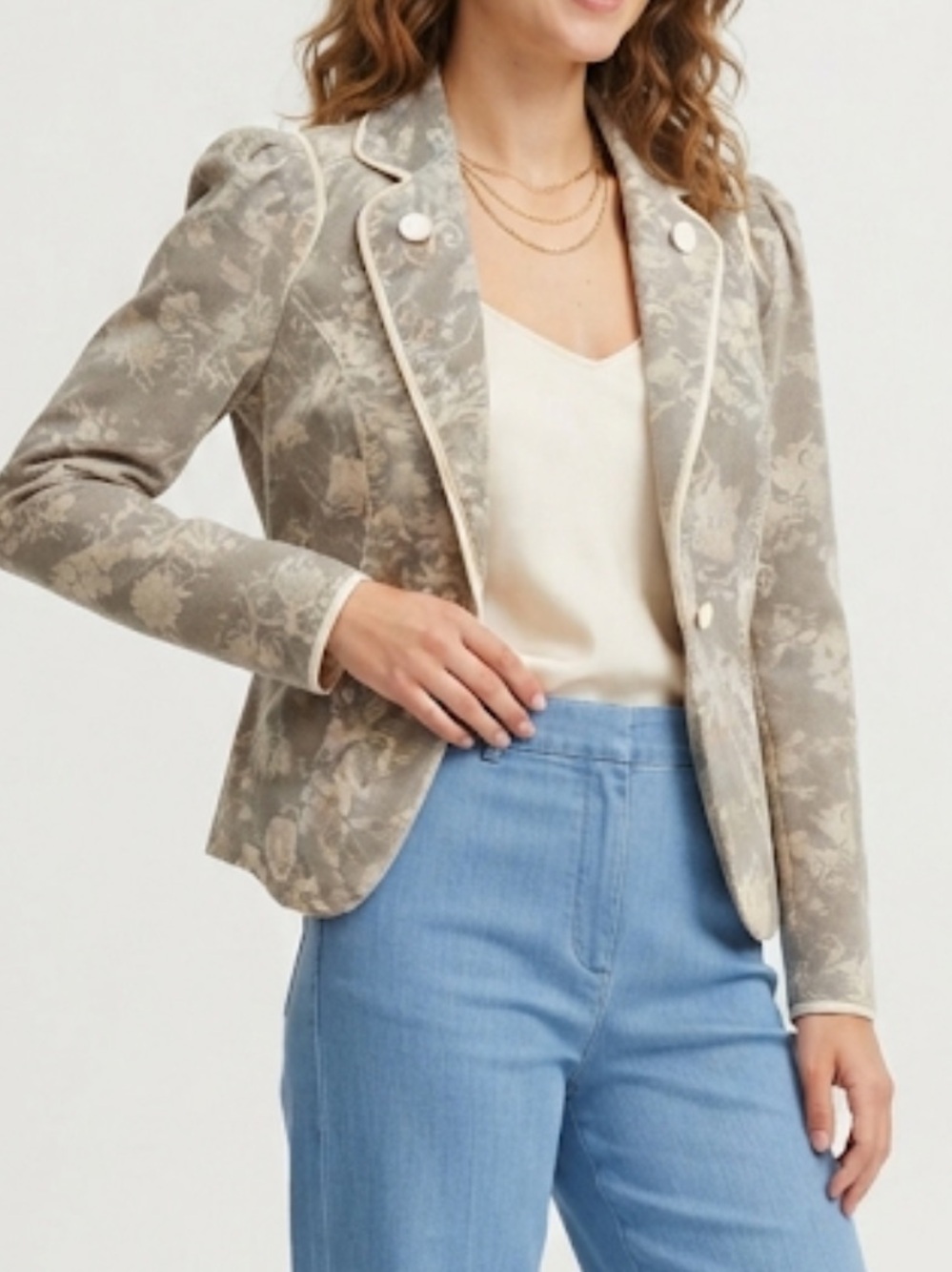 Women’s Vintage Cass Floral Lace Blazer Jacket in Beige With Accent Buttons